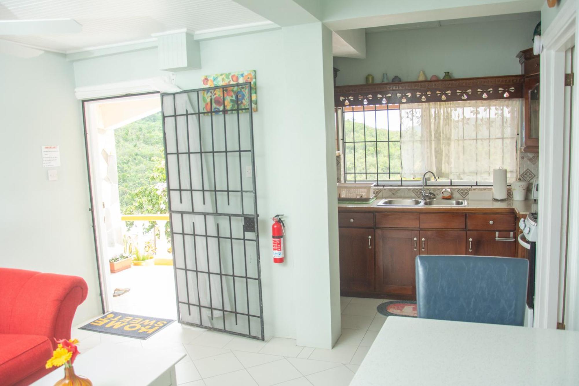 Mountain View Apartments Gros Islet Exterior photo